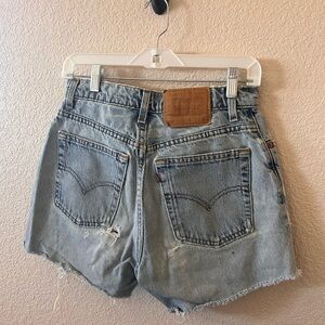 Levi’s High-Rise Light Blue Denim Jean Shorts